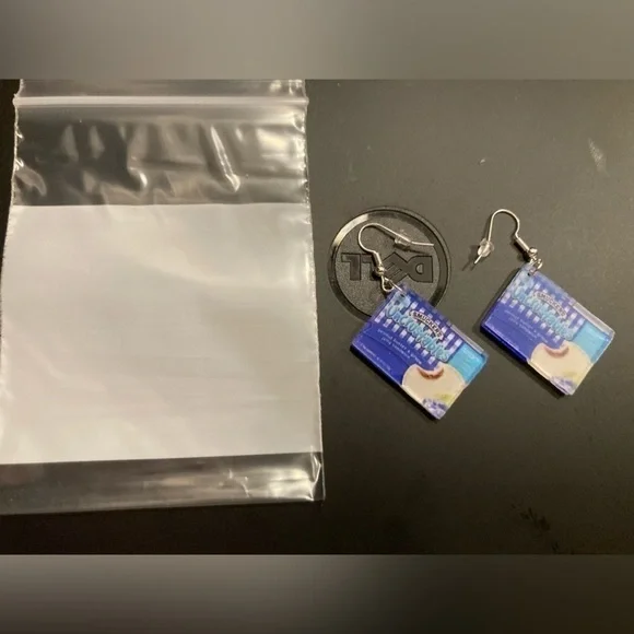 4/$25 Smuckers uncrustable earrings. Brand new w/o tags. For the uncrustable fan - Picture 2 of 3